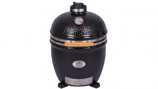 Classic Pro Series Black by Monolith Grills